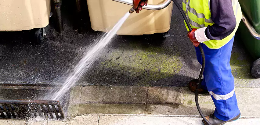 Jet Drain Cleaning in Santa Ana